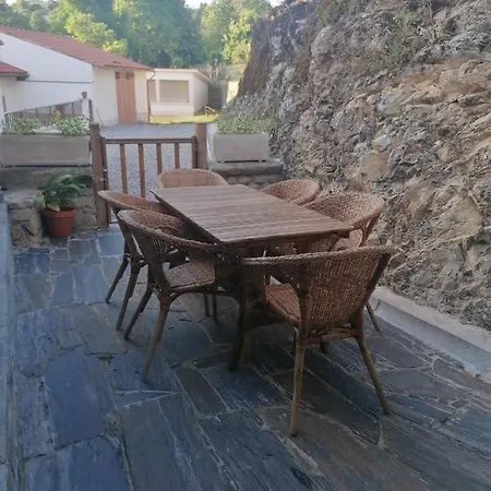 Casa Do Bonifacio Vilarinho (Braganca)